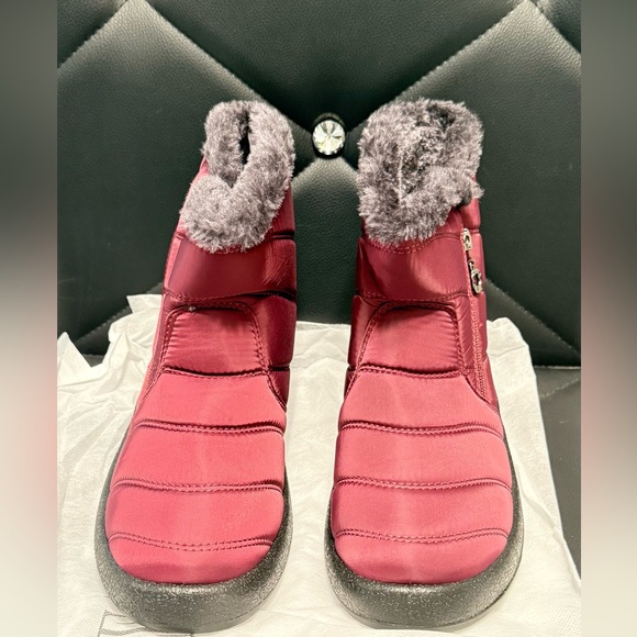 Dream Paris Women's purple or red wine Winter Boots. NWT. fast 🚚📦size 7.5 - Picture 13 of 16